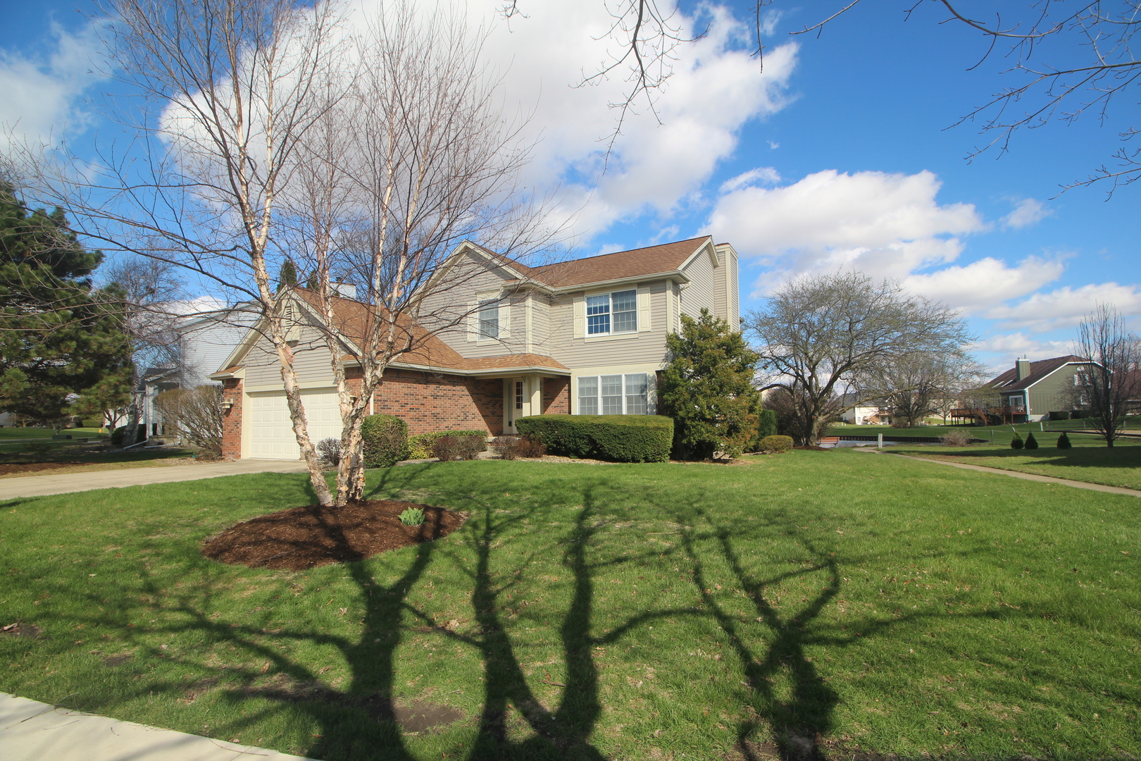 610 Old Farm Road, Bloomington, IL 61704