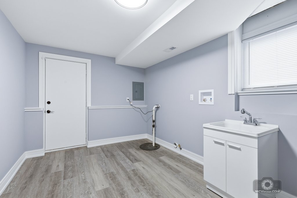 1033 Barrow Court, University Park, IL 60484