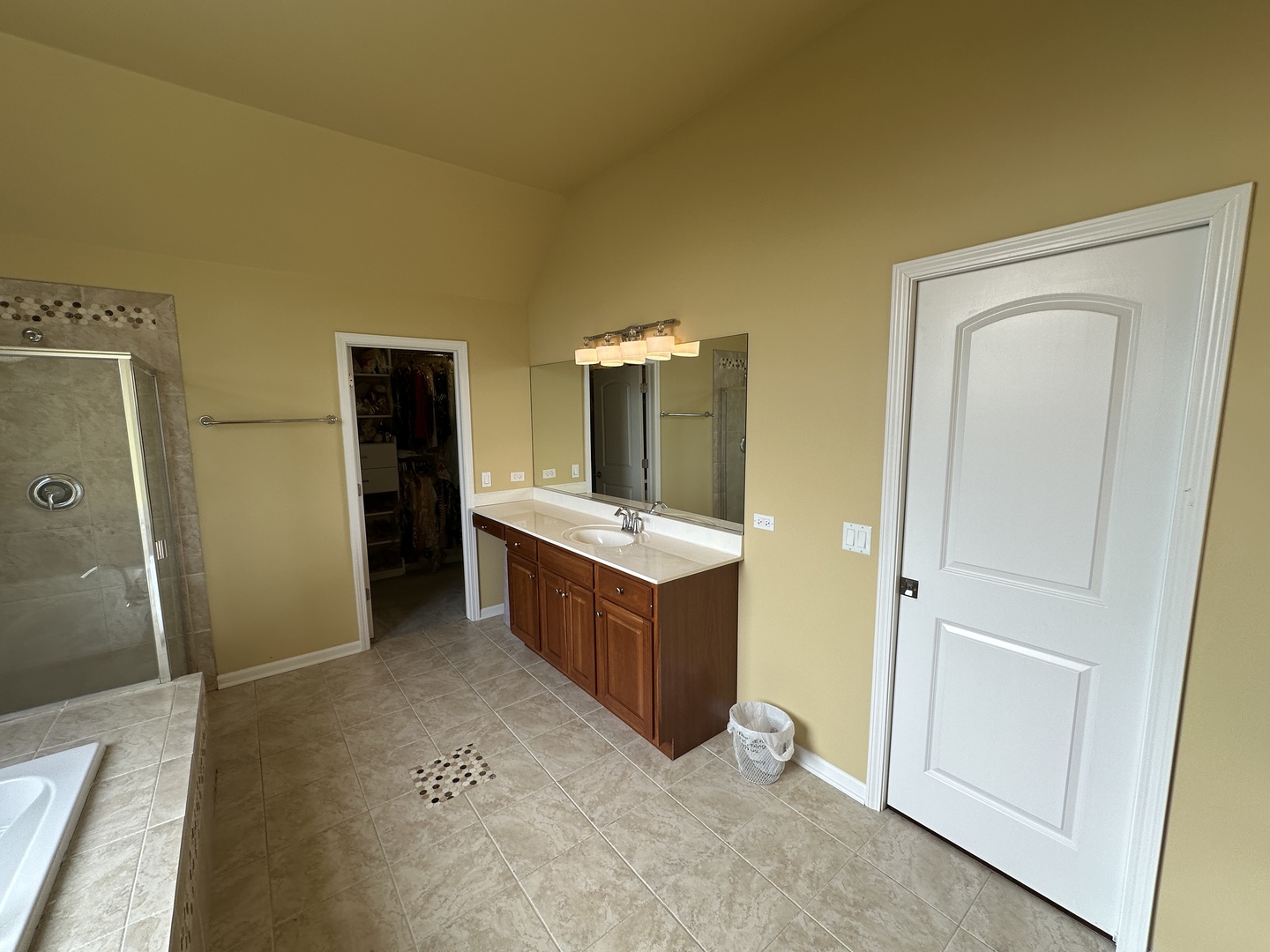 4304 Champion Road, Naperville, IL 60564