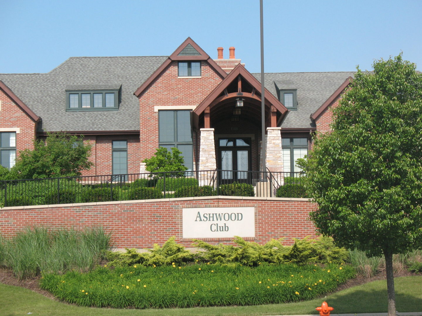 4304 Champion Road, Naperville, IL 60564