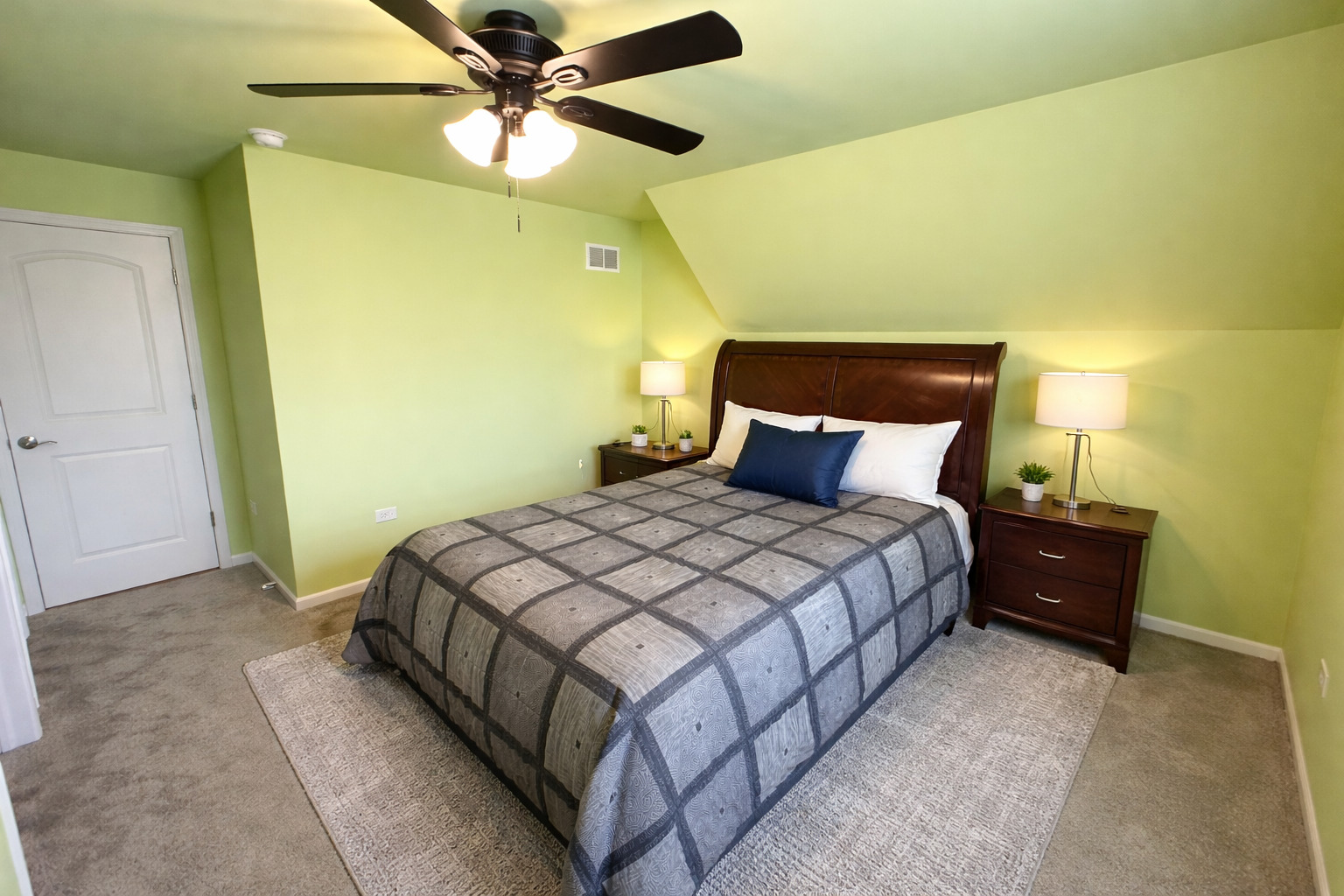 4304 Champion Road, Naperville, IL 60564