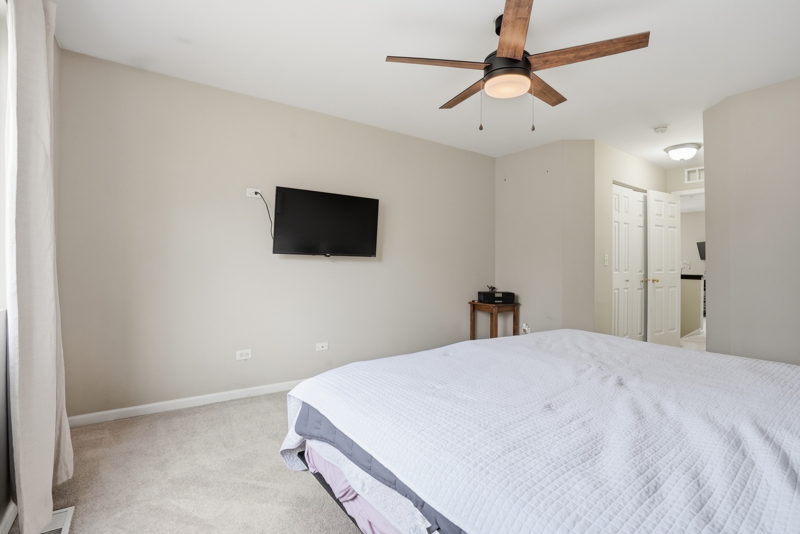 2417 BRUSH HILL Circle, Joliet, IL 60432