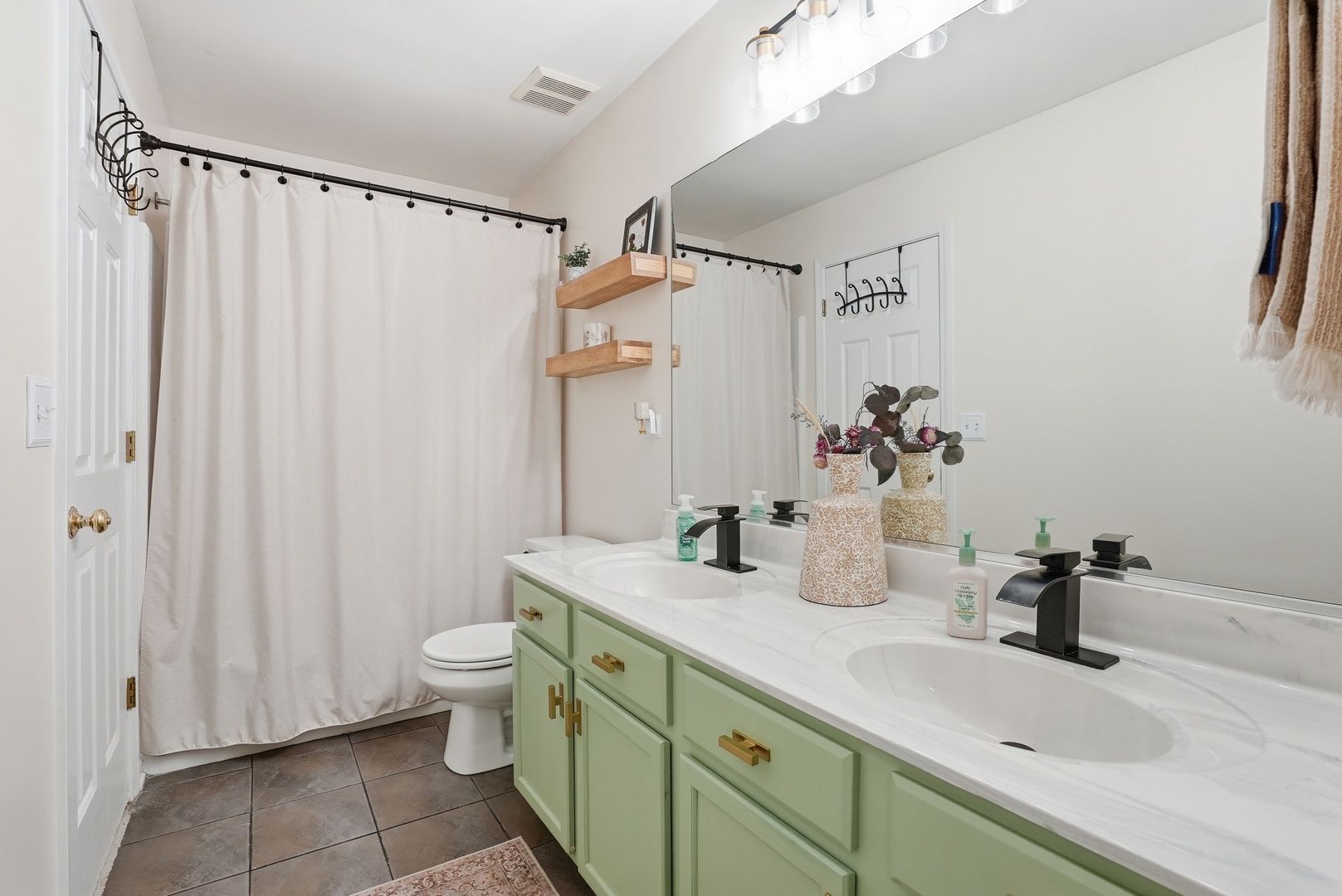 2417 BRUSH HILL Circle, Joliet, IL 60432