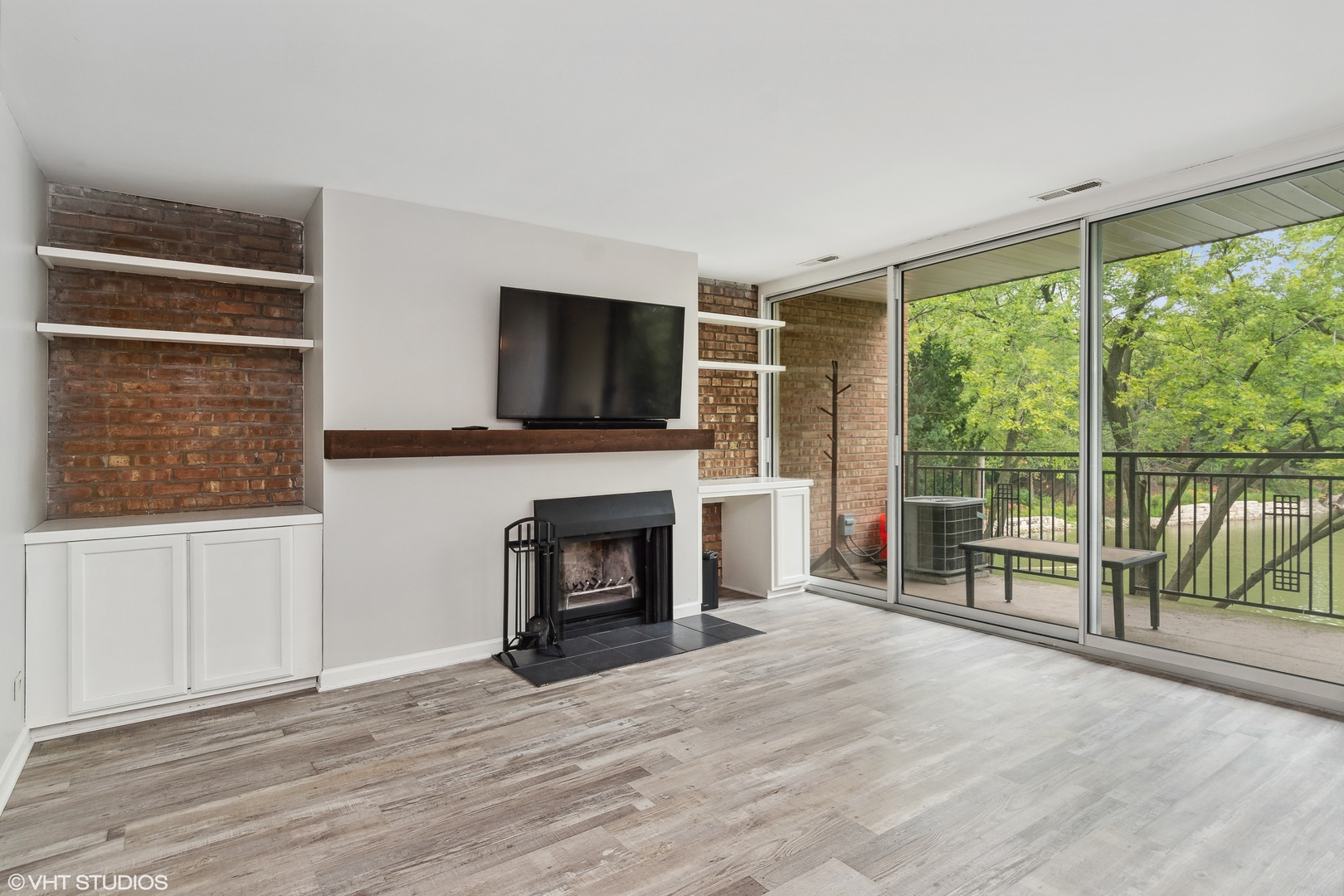 1601 Fairway Drive #2G, Lisle, IL 60532