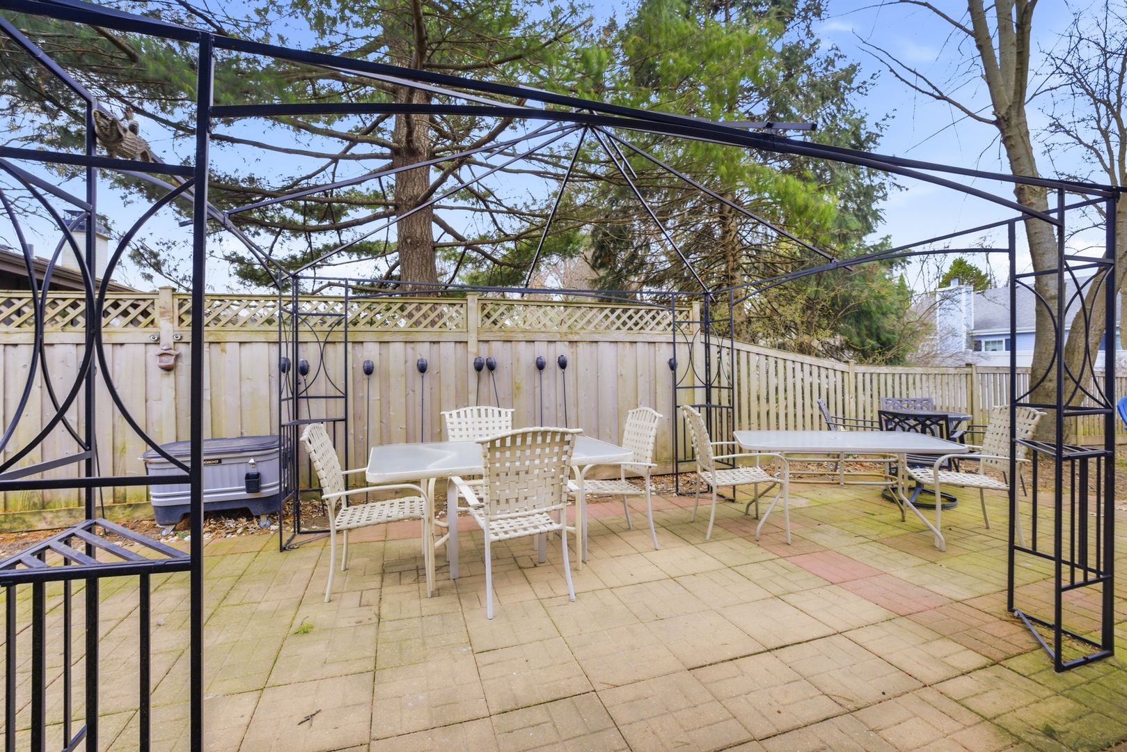 201 W Streamwood Boulevard, Streamwood, IL 60107