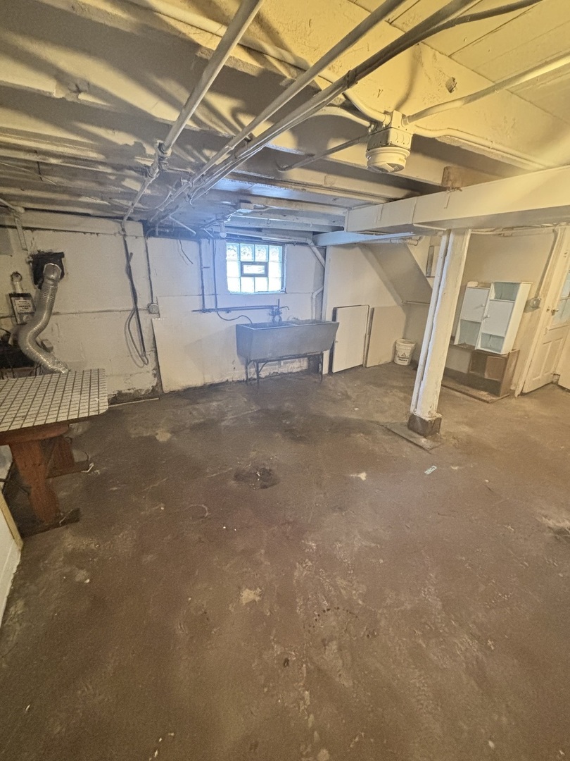 713 E 144th Street, Dolton, IL 60419