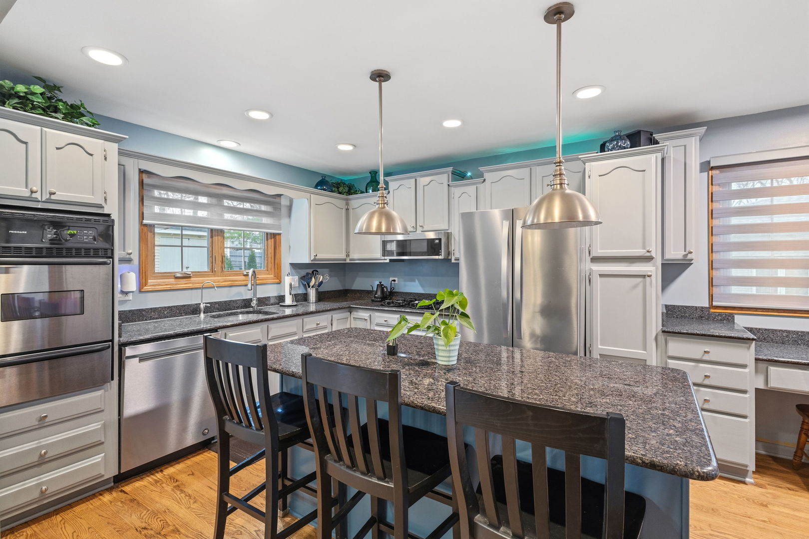 520 Birchwood Road, Frankfort, IL 60423