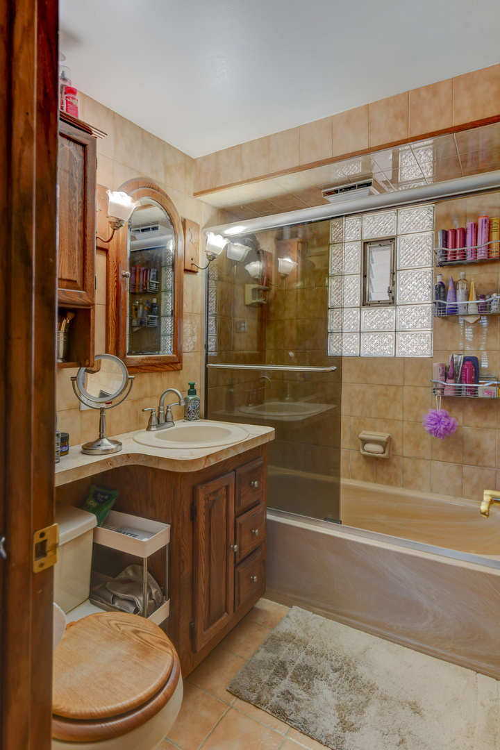 507 Richton Road, Steger, IL 60475