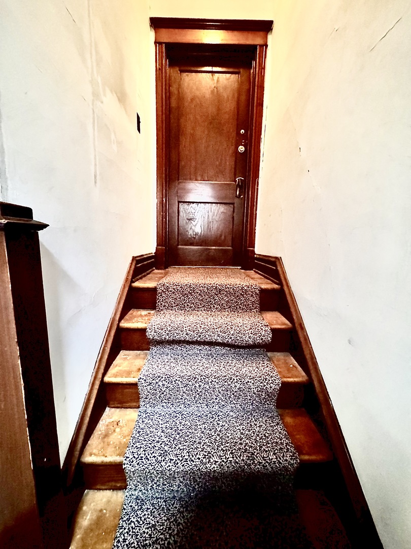 4913 N Keystone Avenue, Chicago, IL 60630