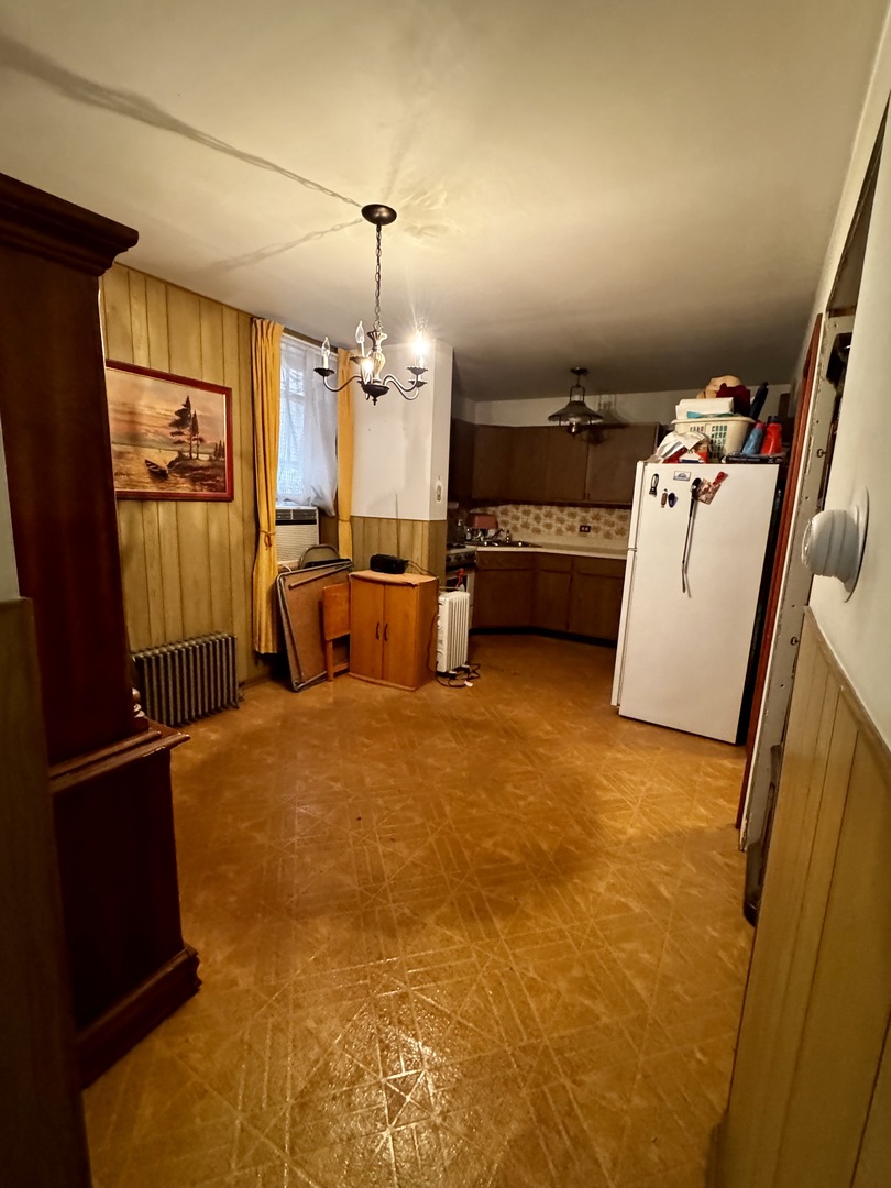 4913 N Keystone Avenue, Chicago, IL 60630