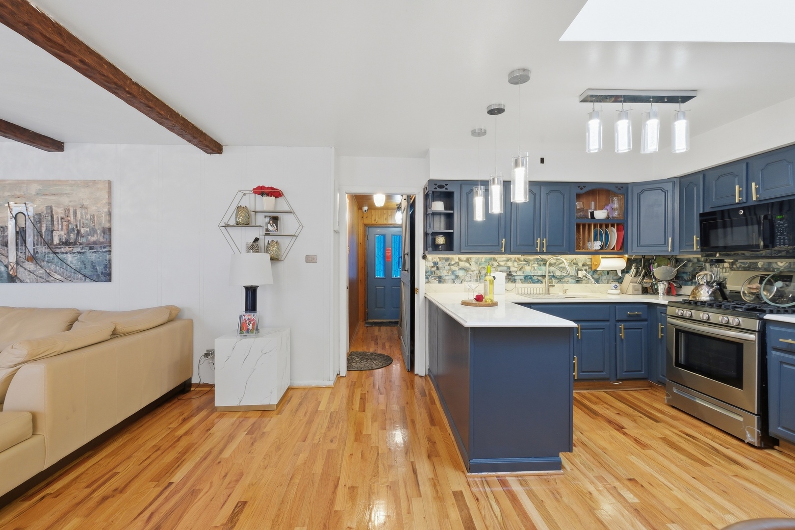 9728 S Tripp Avenue, Oak Lawn, IL 60453