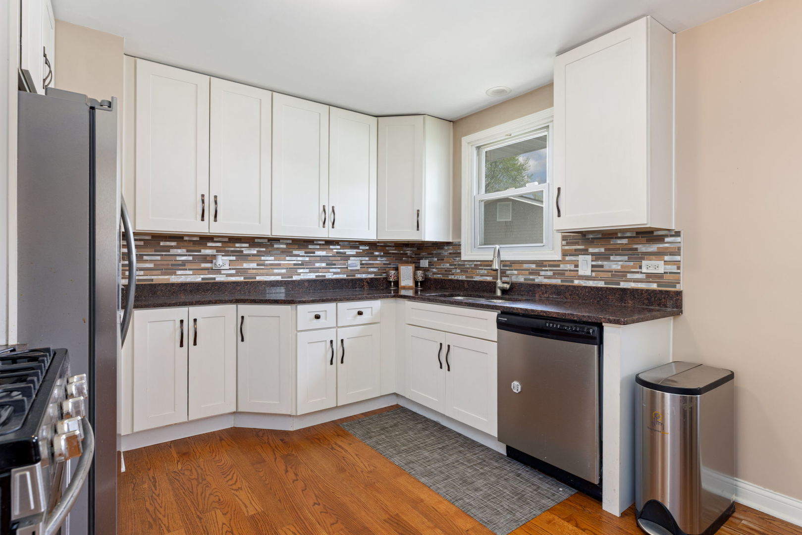 575 Aztec Drive, Carol Stream, IL 60188