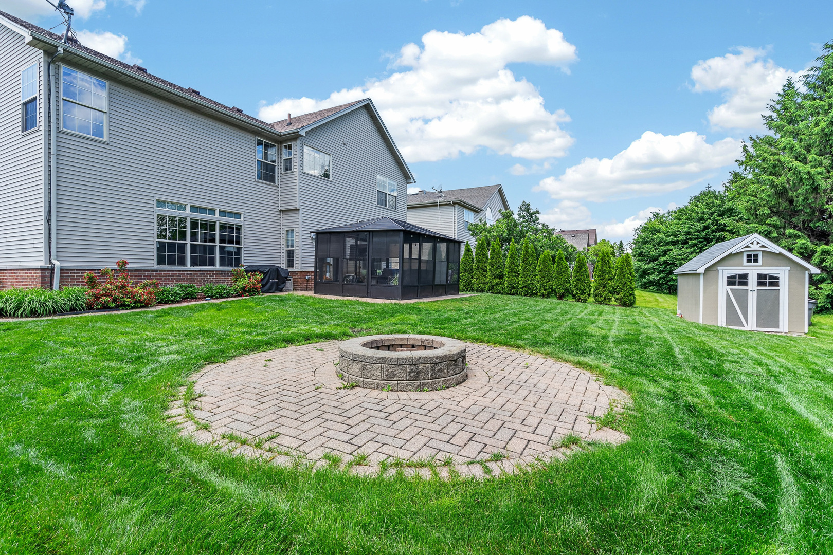 16345 Deer Run Drive, Lockport, IL 60441