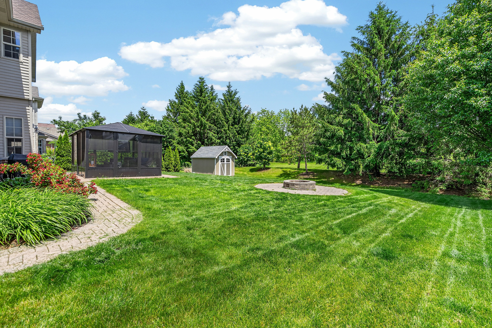 16345 Deer Run Drive, Lockport, IL 60441