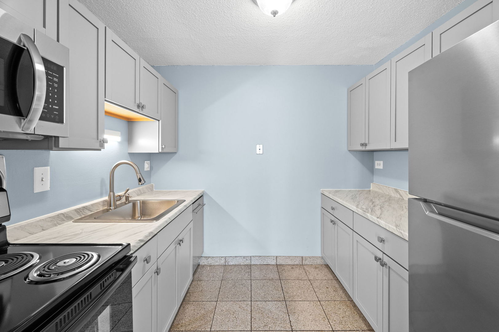 30 E Division Street #14C, Chicago, IL 60610