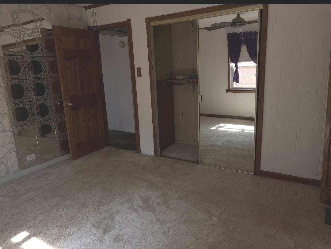 17053 Lorenz Avenue, Lansing, IL 60438