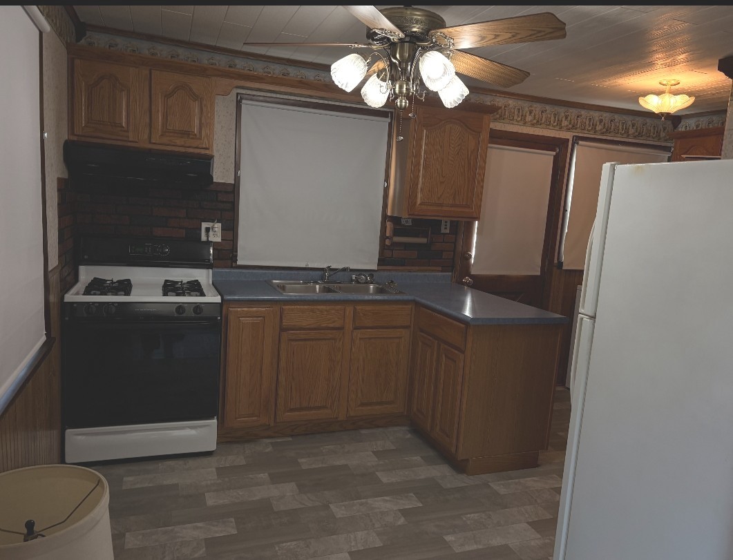 17053 Lorenz Avenue, Lansing, IL 60438