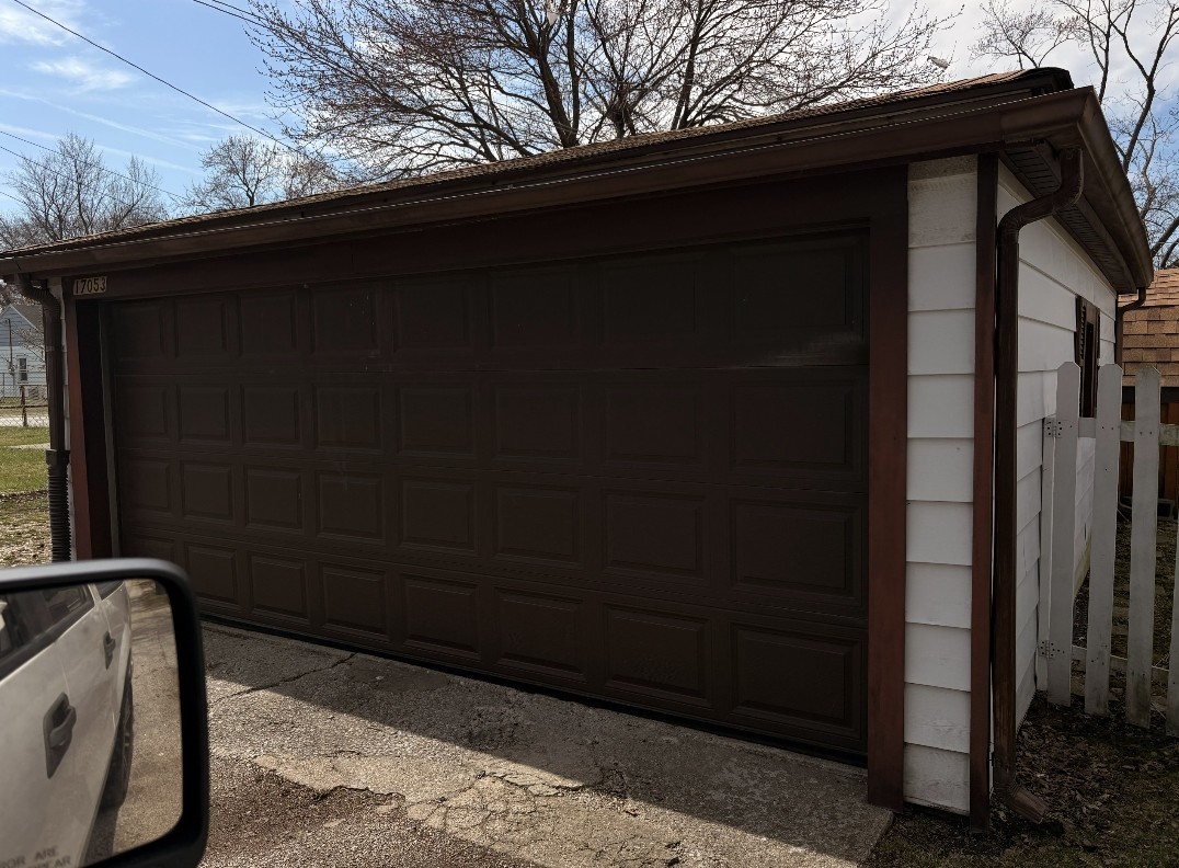 17053 Lorenz Avenue, Lansing, IL 60438