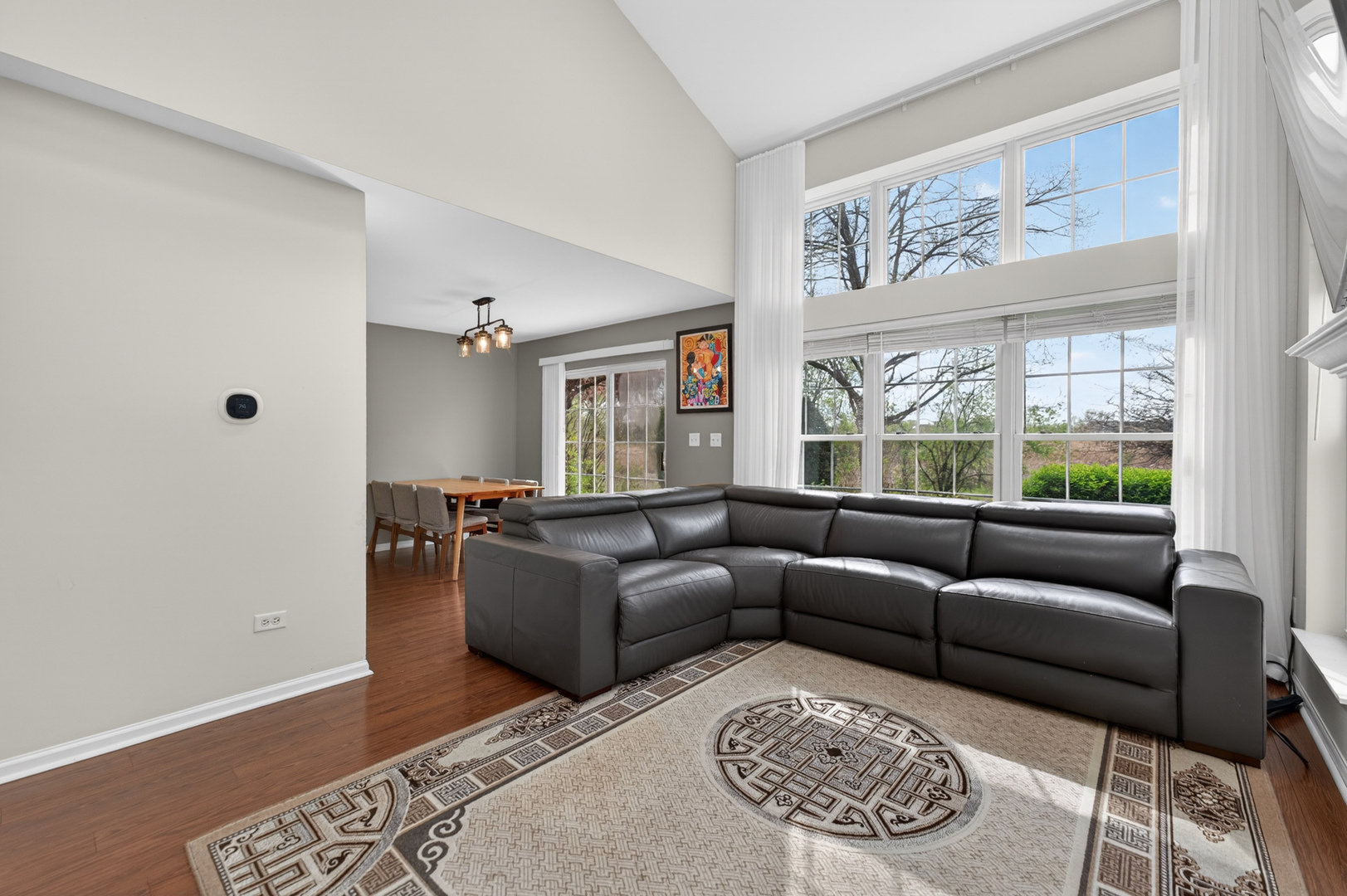 1760 Nature Court, Schaumburg, IL 60193