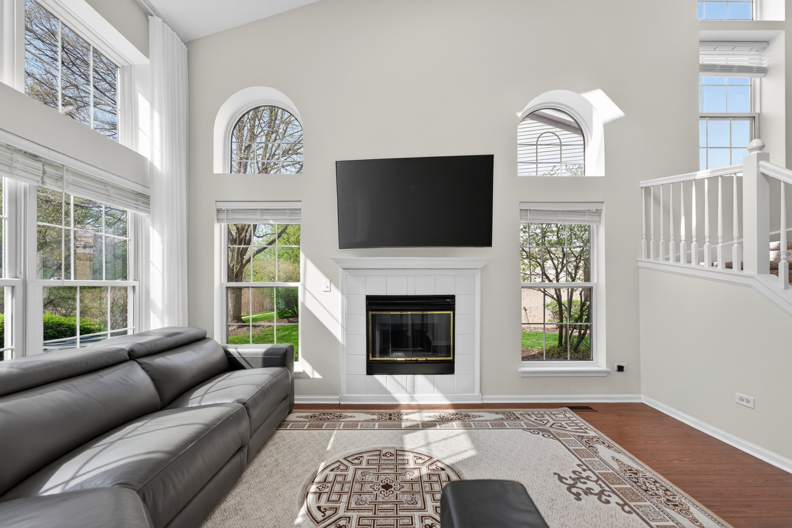 1760 Nature Court, Schaumburg, IL 60193