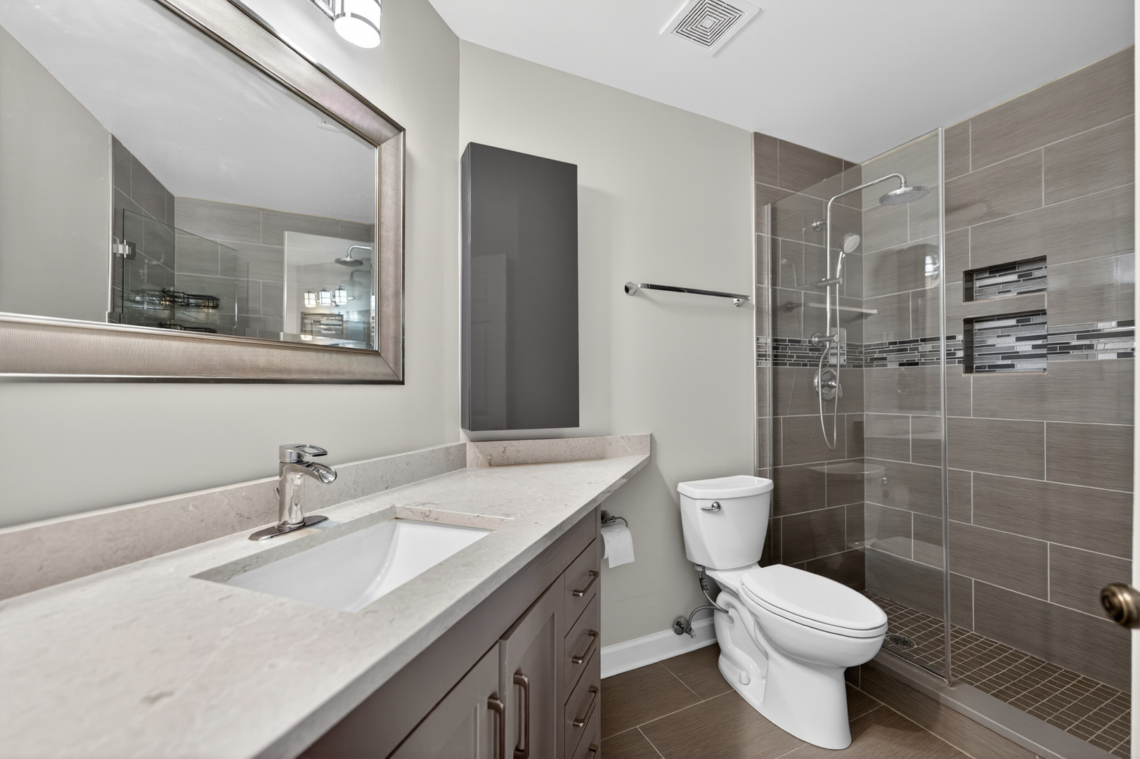 1760 Nature Court, Schaumburg, IL 60193