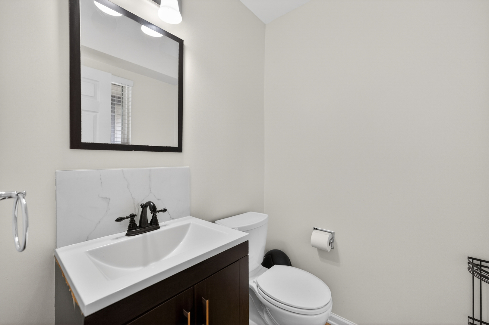 1760 Nature Court, Schaumburg, IL 60193