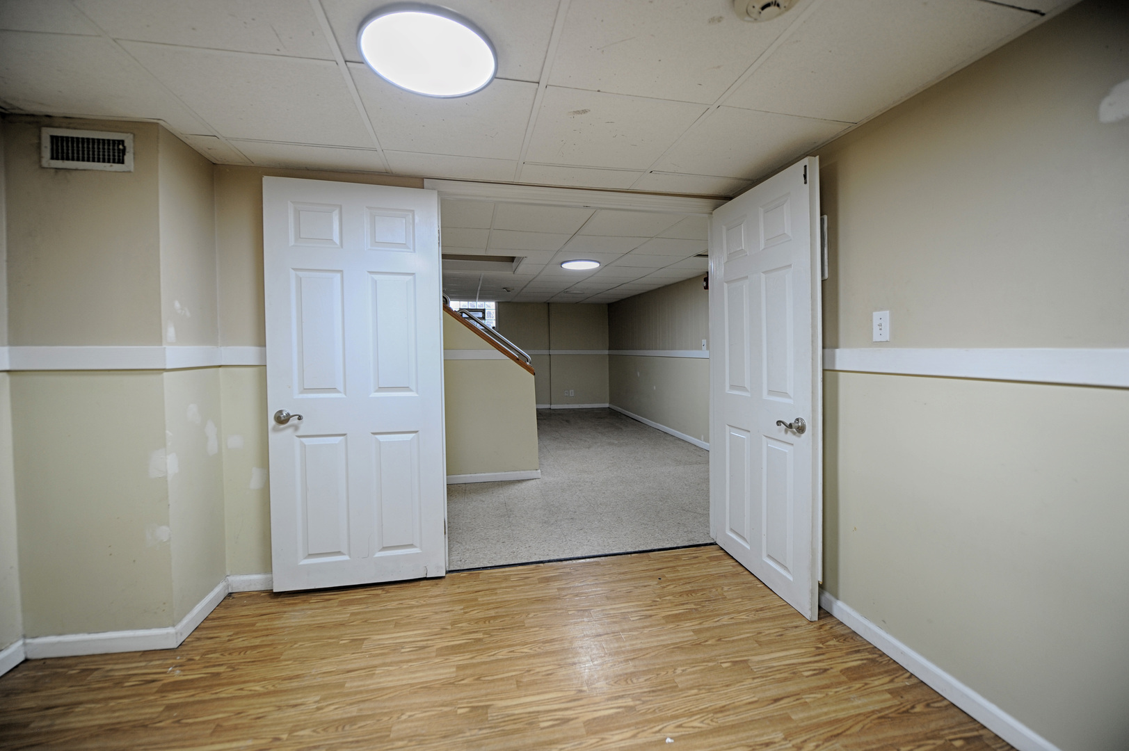 1457 Bristol Avenue, Westchester, IL 60154