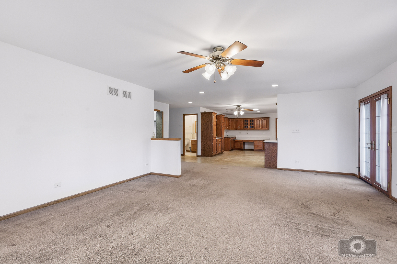 24711 S Sycamore Street, Elwood, IL 60421