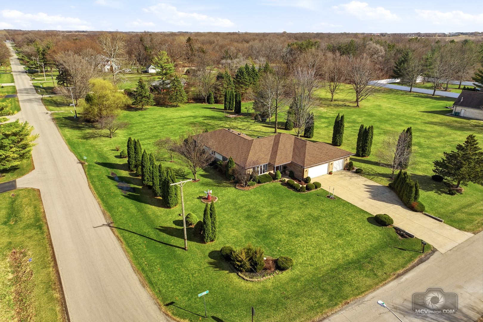 24711 S Sycamore Street, Elwood, IL 60421