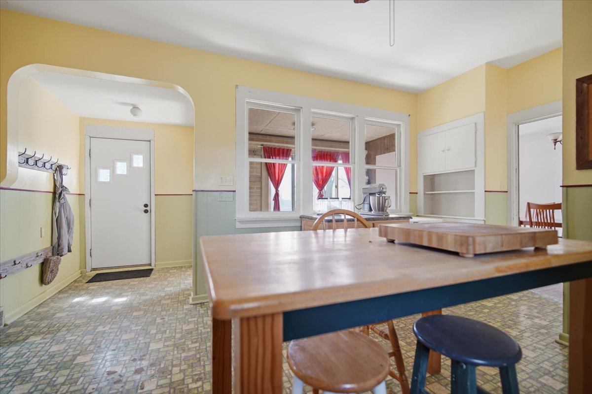 12347 N 400 East Road, Stanford, IL 61774