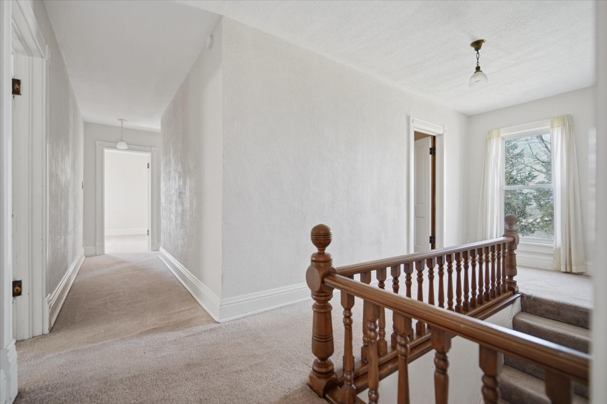 12347 N 400 East Road, Stanford, IL 61774