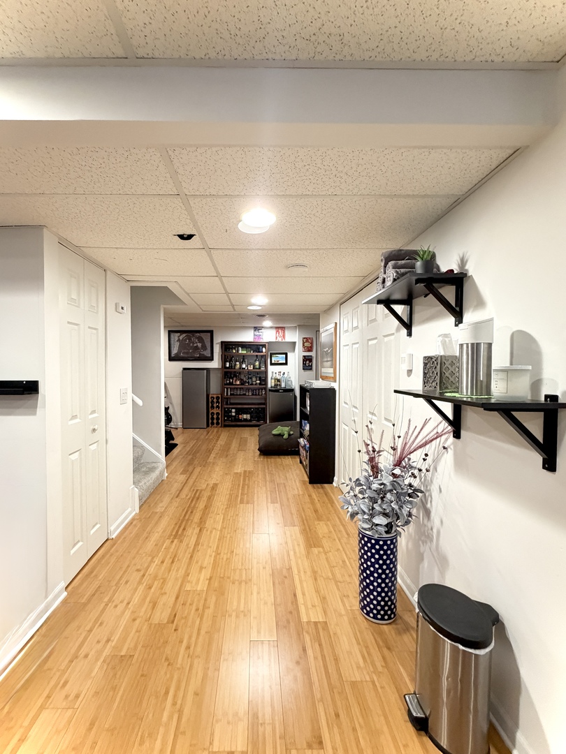 3723 Edgebrook Court, Aurora, IL 60504