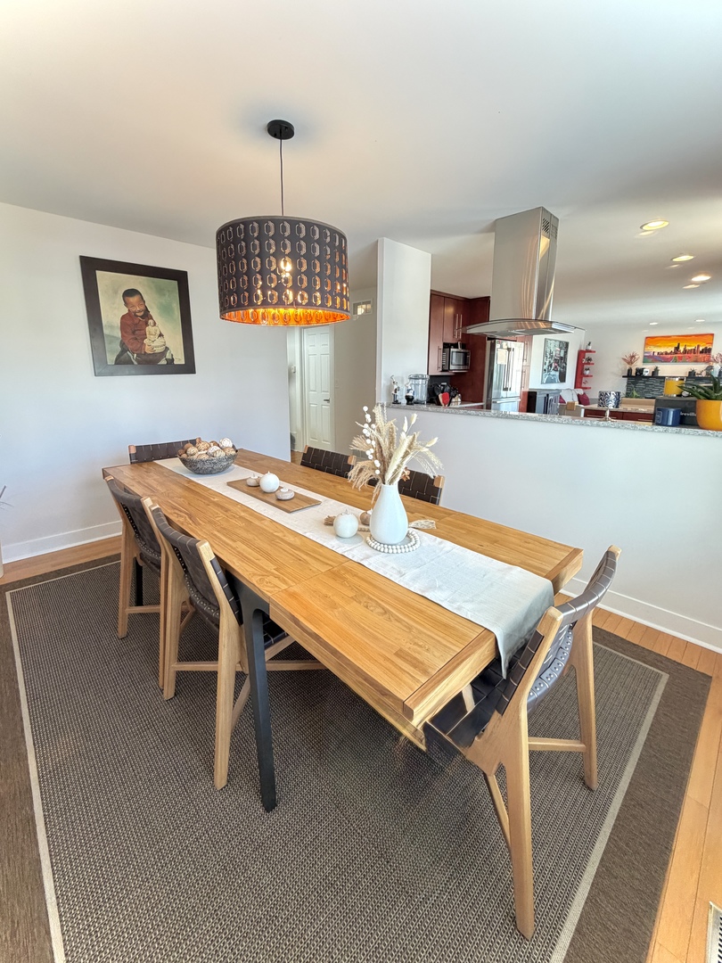 3723 Edgebrook Court, Aurora, IL 60504