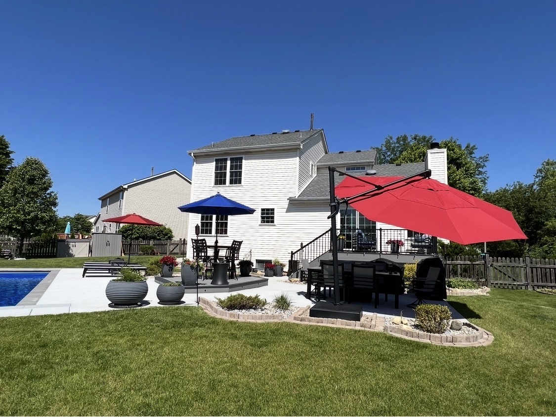 3723 Edgebrook Court, Aurora, IL 60504