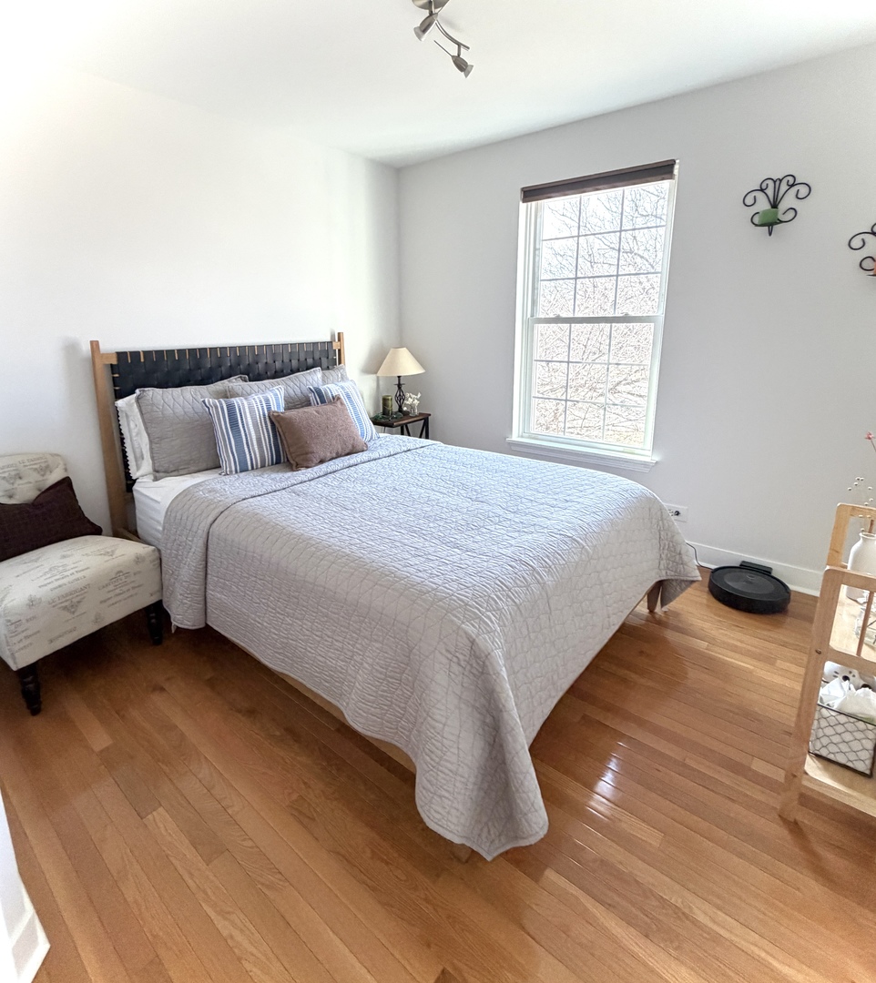 3723 Edgebrook Court, Aurora, IL 60504