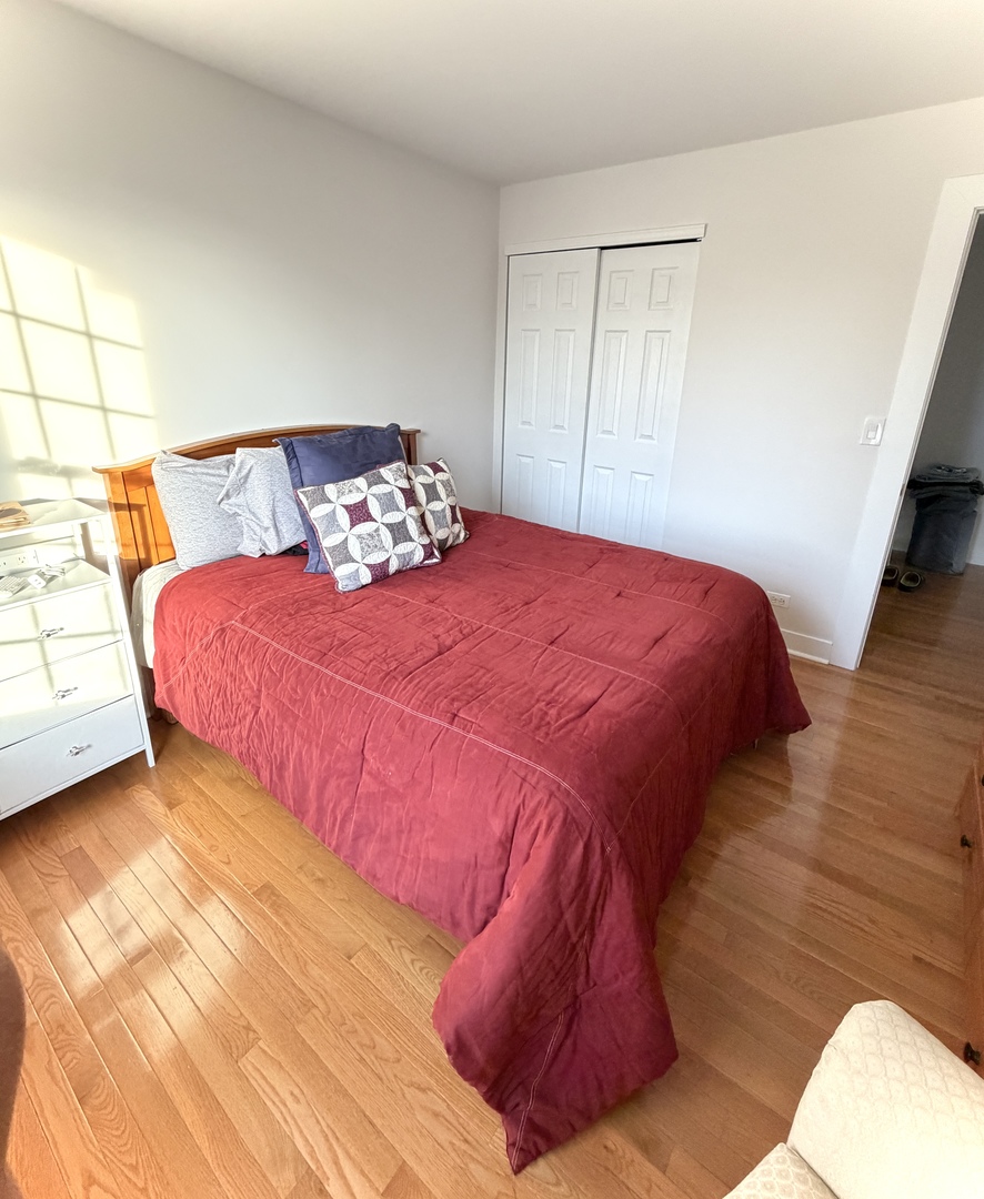 3723 Edgebrook Court, Aurora, IL 60504