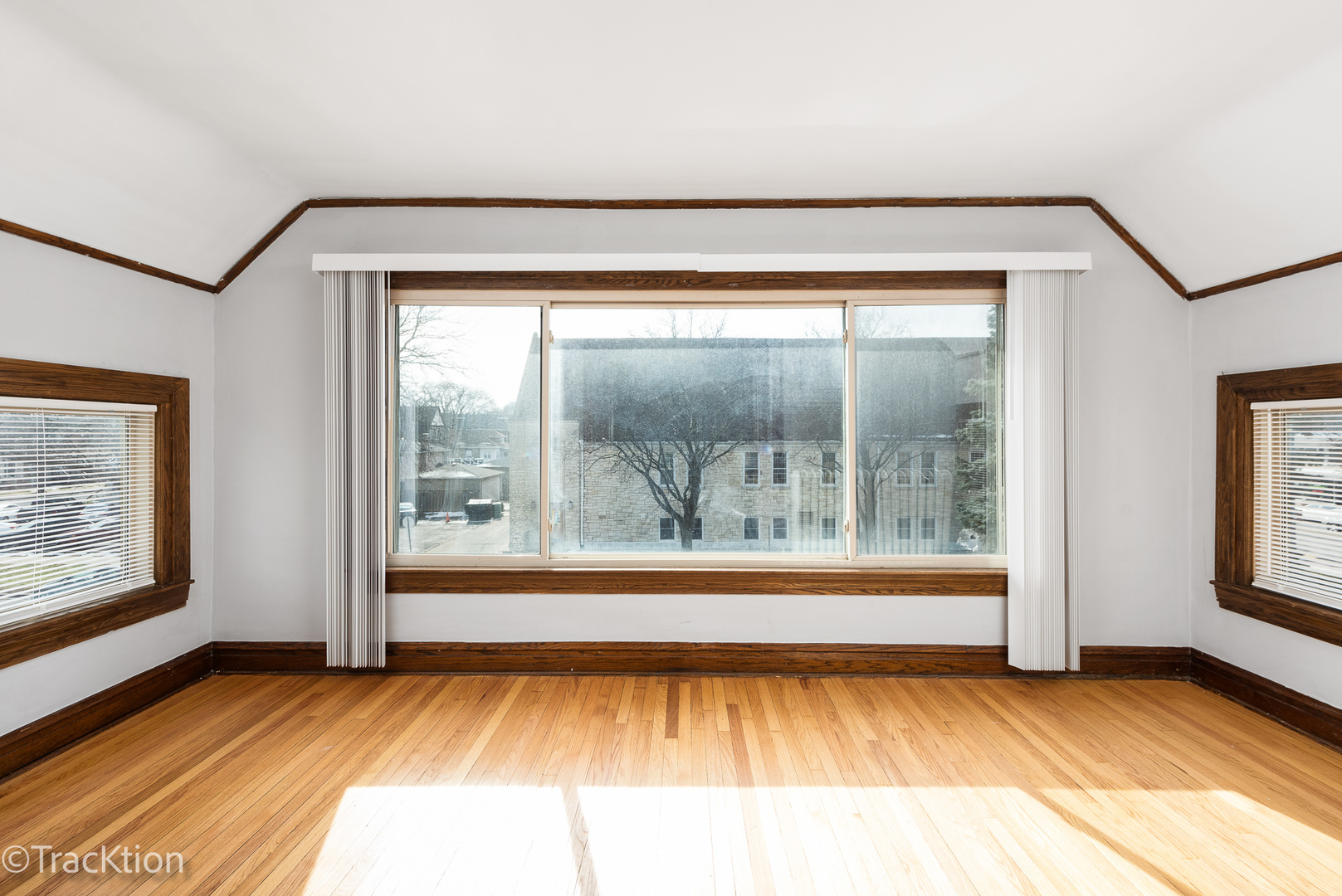 6733 31st Street, Berwyn, IL 60402