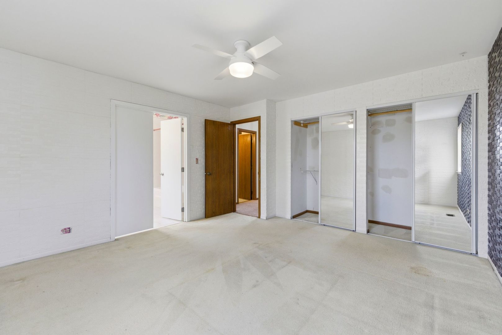 6528 Stair Street, Downers Grove, IL 60516
