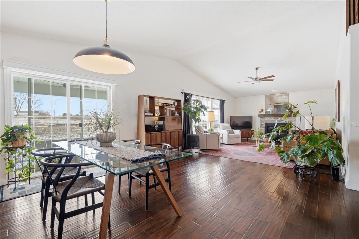 2614 Handel Drive, Bloomington, IL 61704