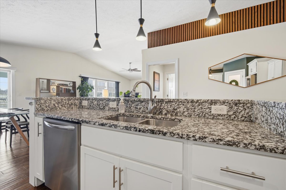 2614 Handel Drive, Bloomington, IL 61704