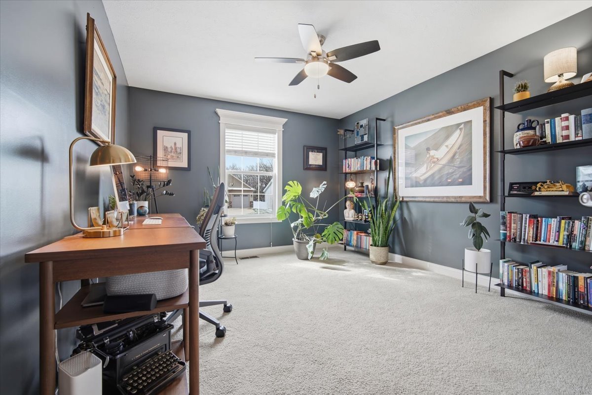 2614 Handel Drive, Bloomington, IL 61704