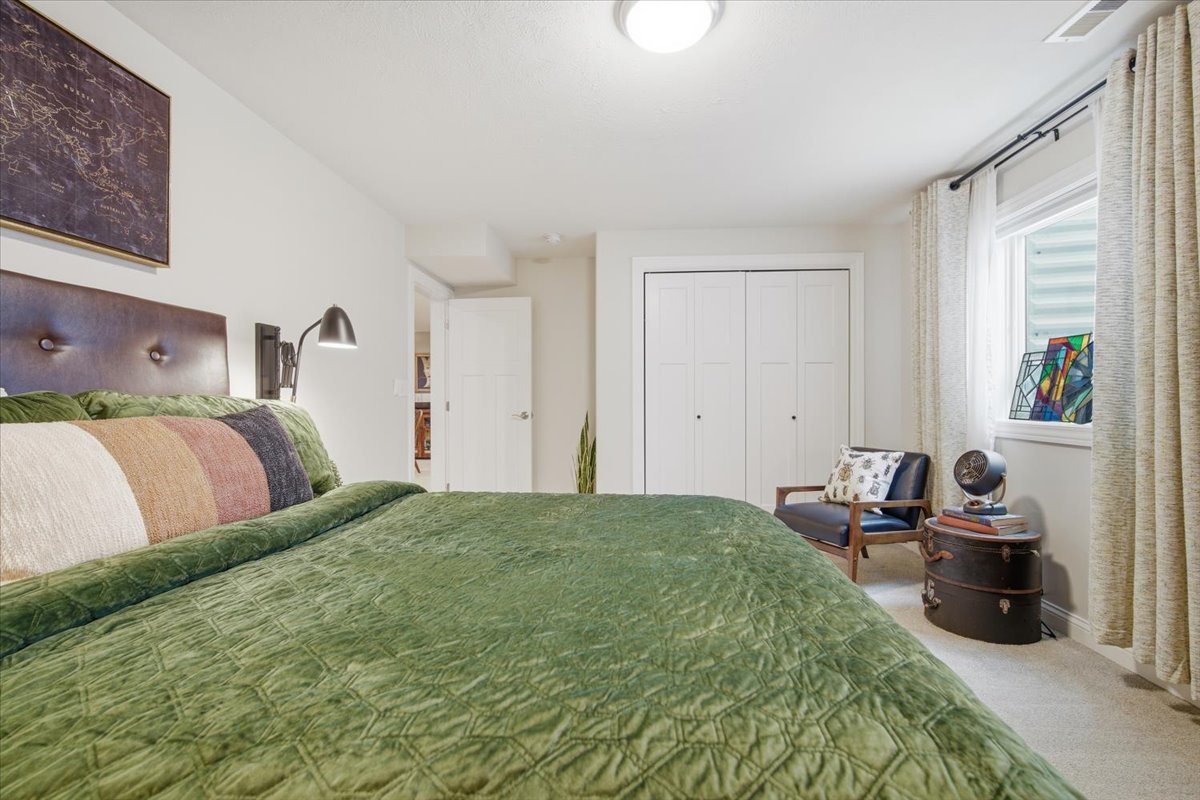 2614 Handel Drive, Bloomington, IL 61704