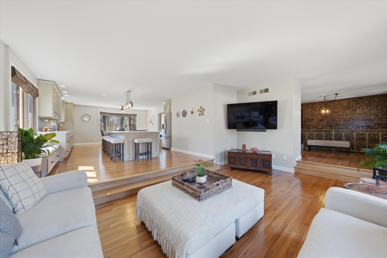 24346 S TIMBERLINE Trail, Crete, IL 60417