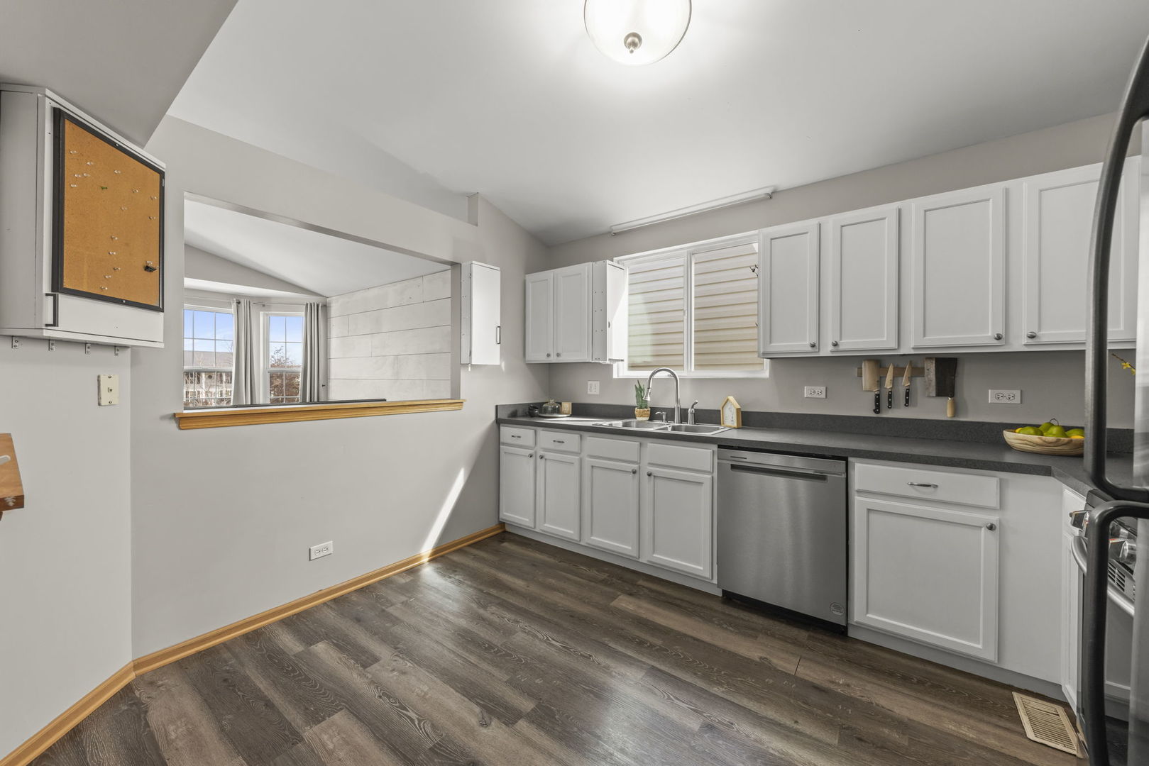 1719 Ravine Park Lane, Aurora, IL 60504