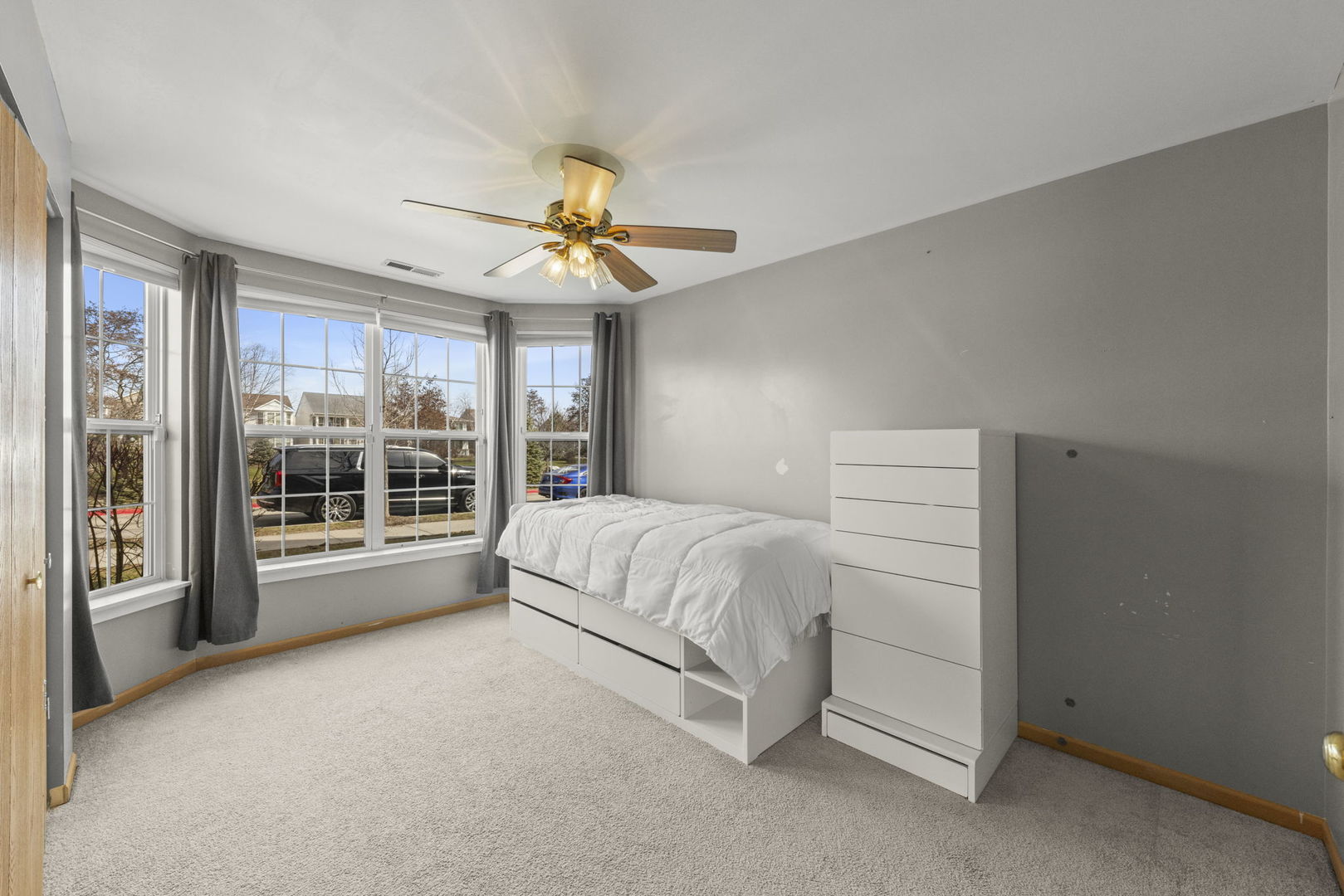 1719 Ravine Park Lane, Aurora, IL 60504