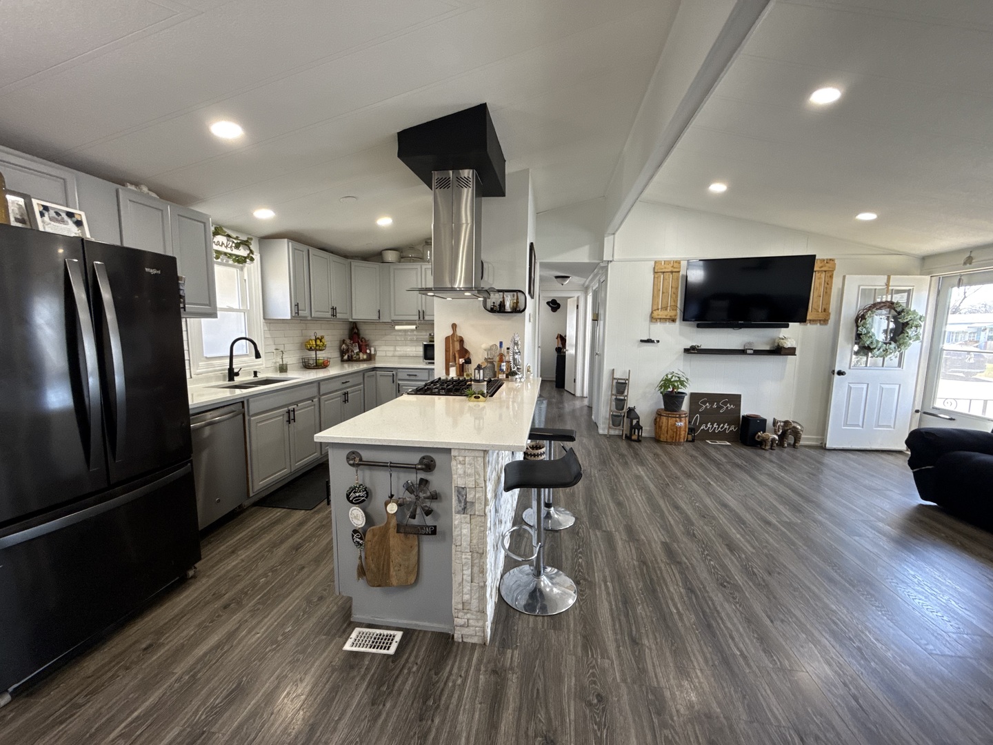 22 Hearthside Drive, Matteson, IL 60443