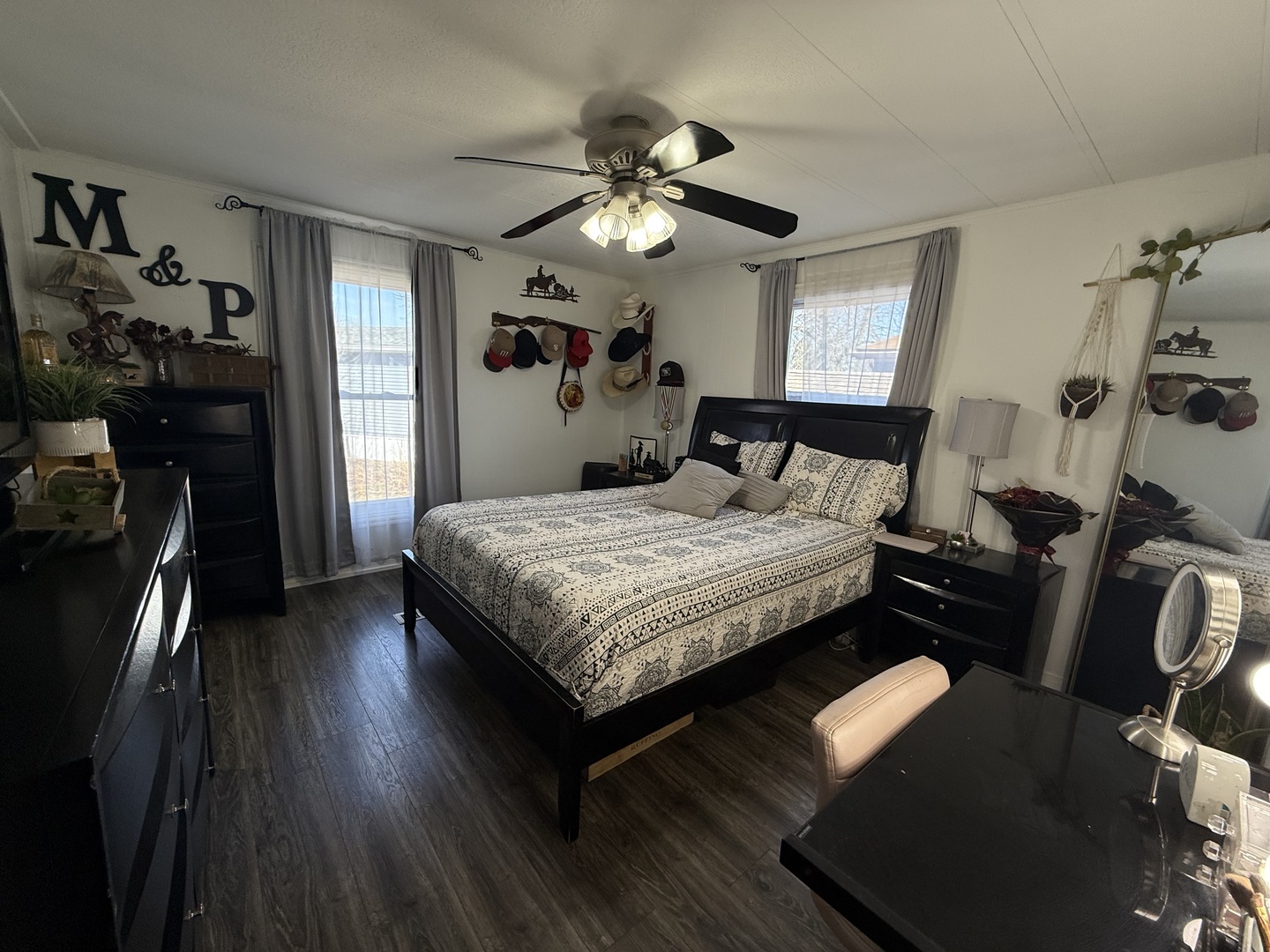 22 Hearthside Drive, Matteson, IL 60443