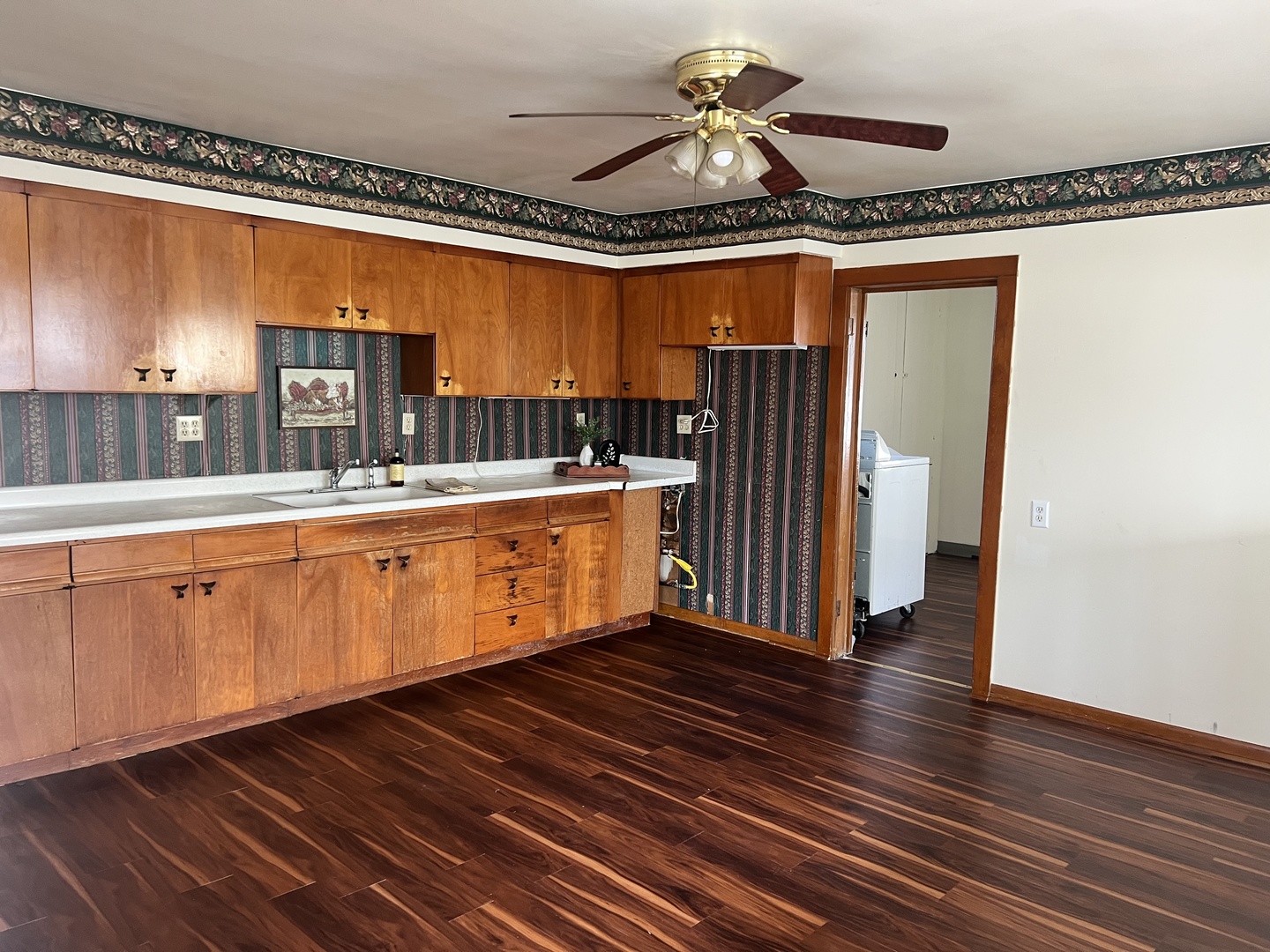 207 SW 6th Street, Atlanta, IL 61723