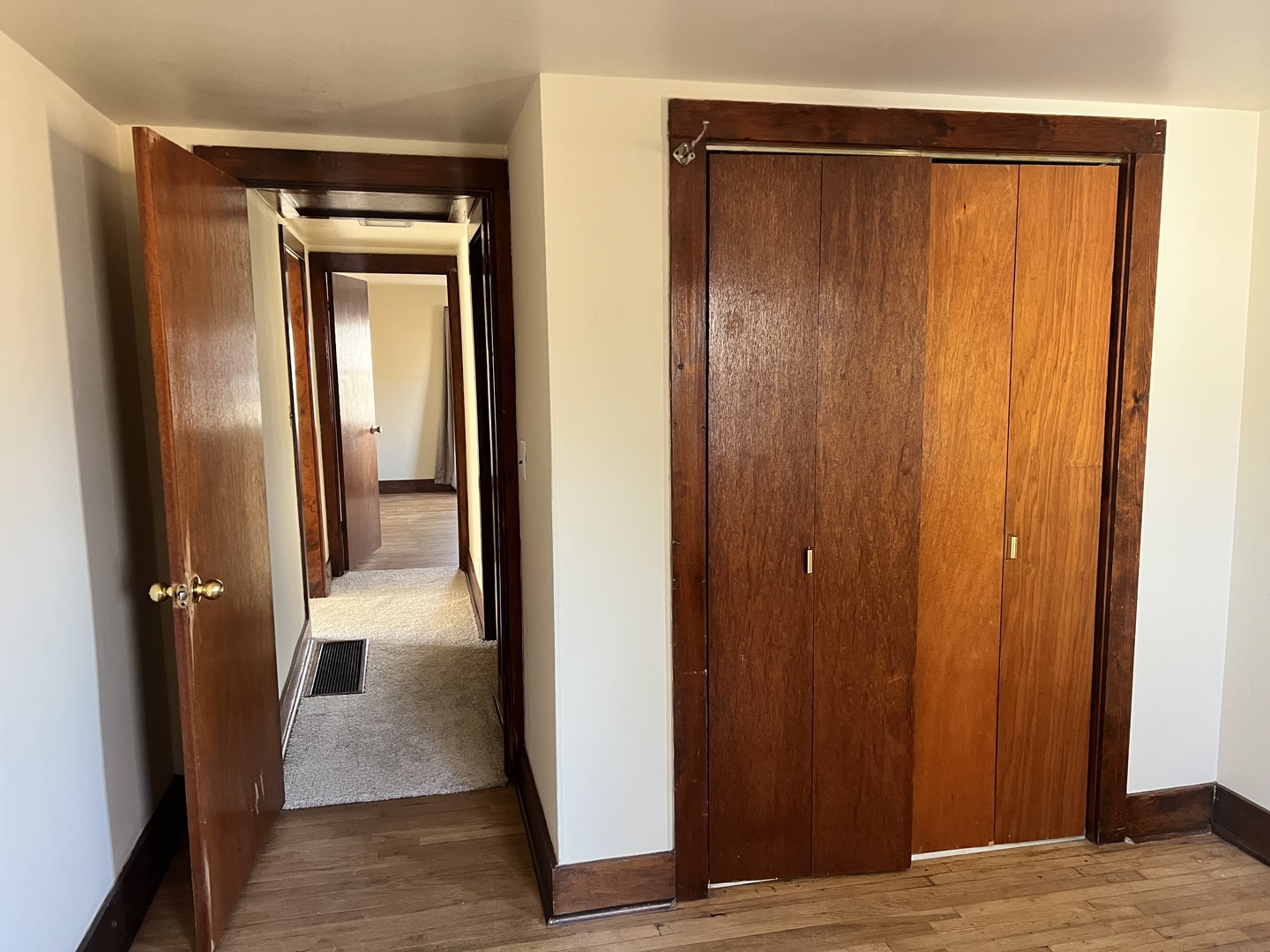 207 SW 6th Street, Atlanta, IL 61723