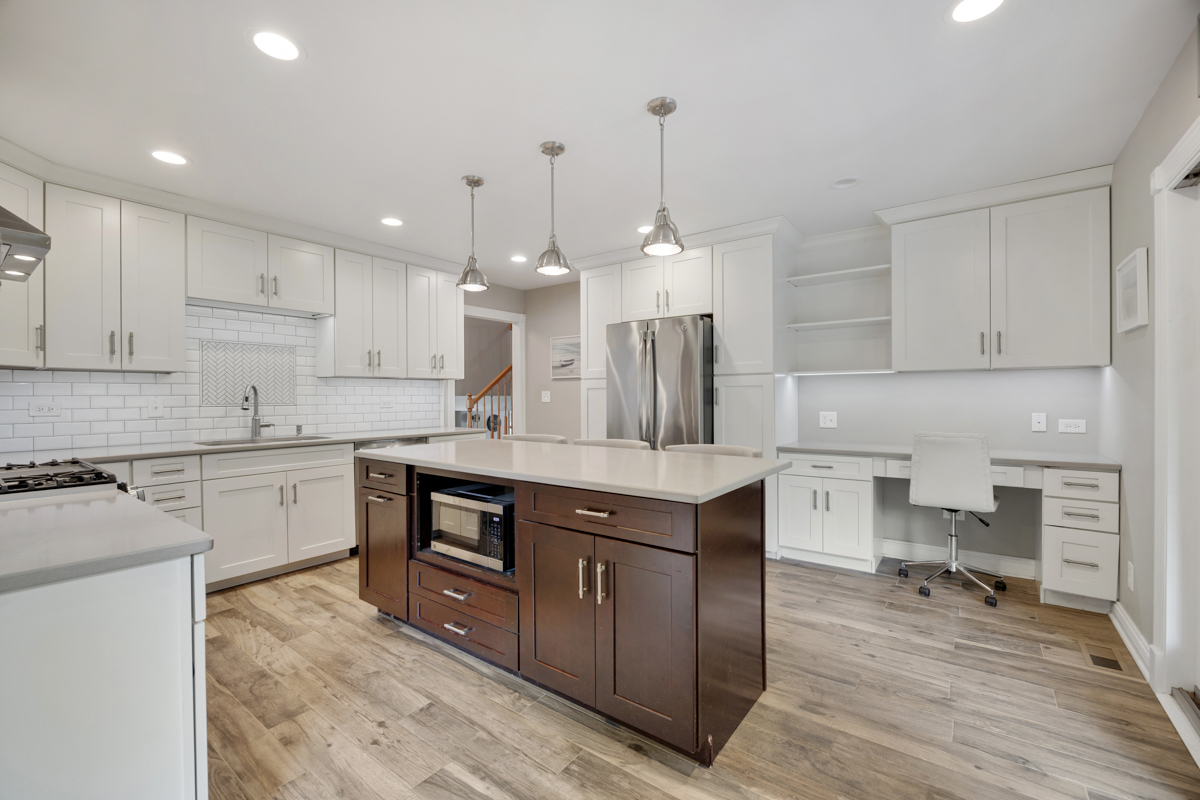 550 Hackberry Road, Frankfort, IL 60423